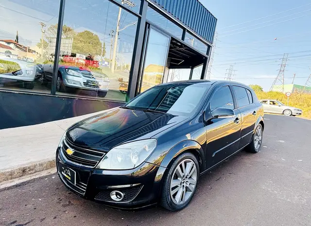Carro Chevrolet Vectra GT 2011 2.0 8V (Flex)