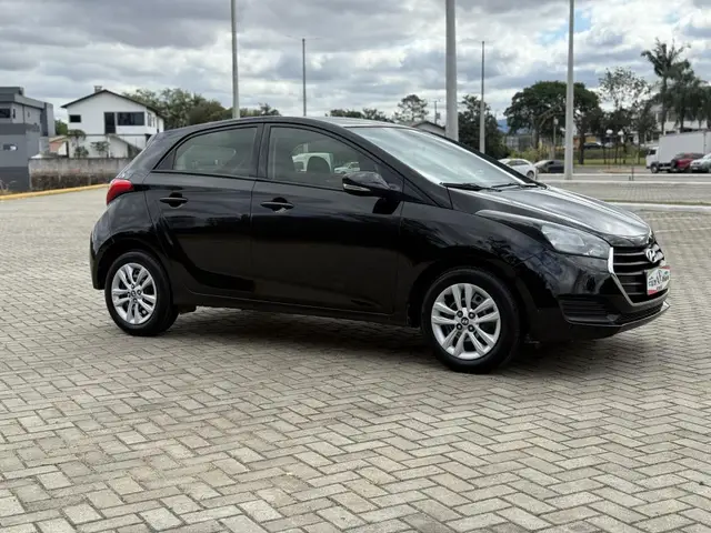 Carro Hyundai HB20 2017 1.0 Comfort Plus Turbo (Flex)