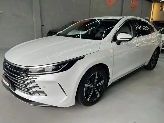 Carro BYD King 2025 DM-i GL