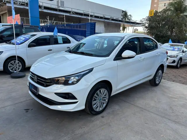Carro Fiat Cronos 2025 Drive 1.3