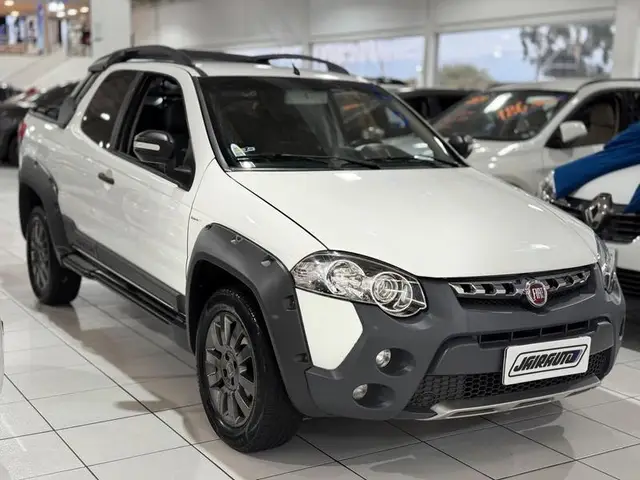 Carro Fiat Strada 2015 Adv.1.8 16V Dualogic Flex CD