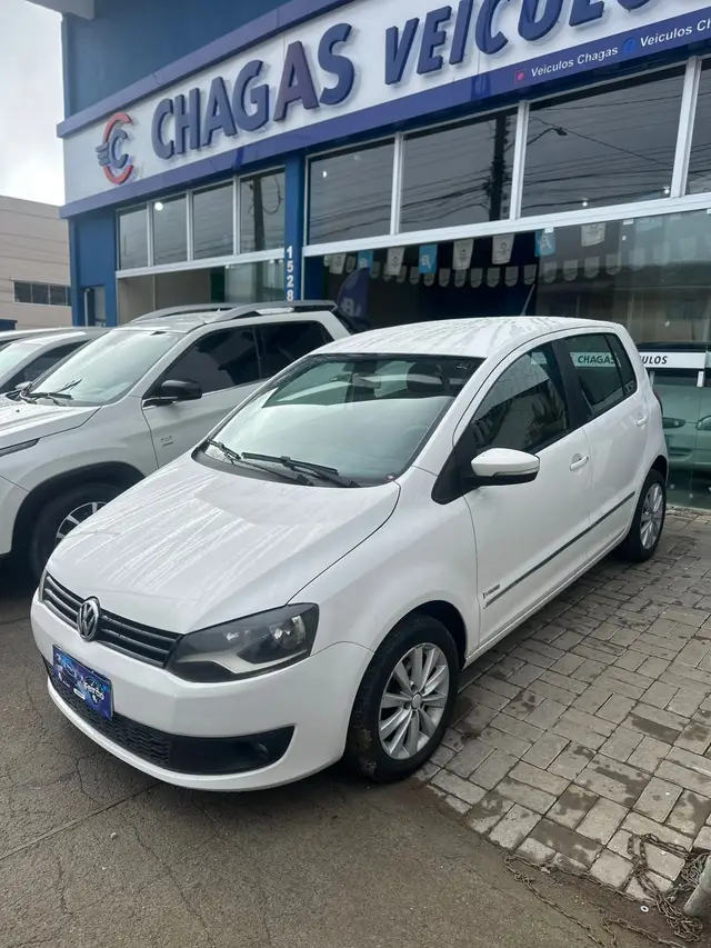 Carro Volkswagen Fox 2013 1.6 VHT (Flex)