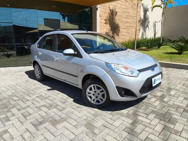 Carro Ford Fiesta Sedan 2012 1.6 (Flex)