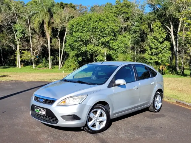 Carro Ford Focus Hatch 2010 GLX 1.6 8V (Flex)