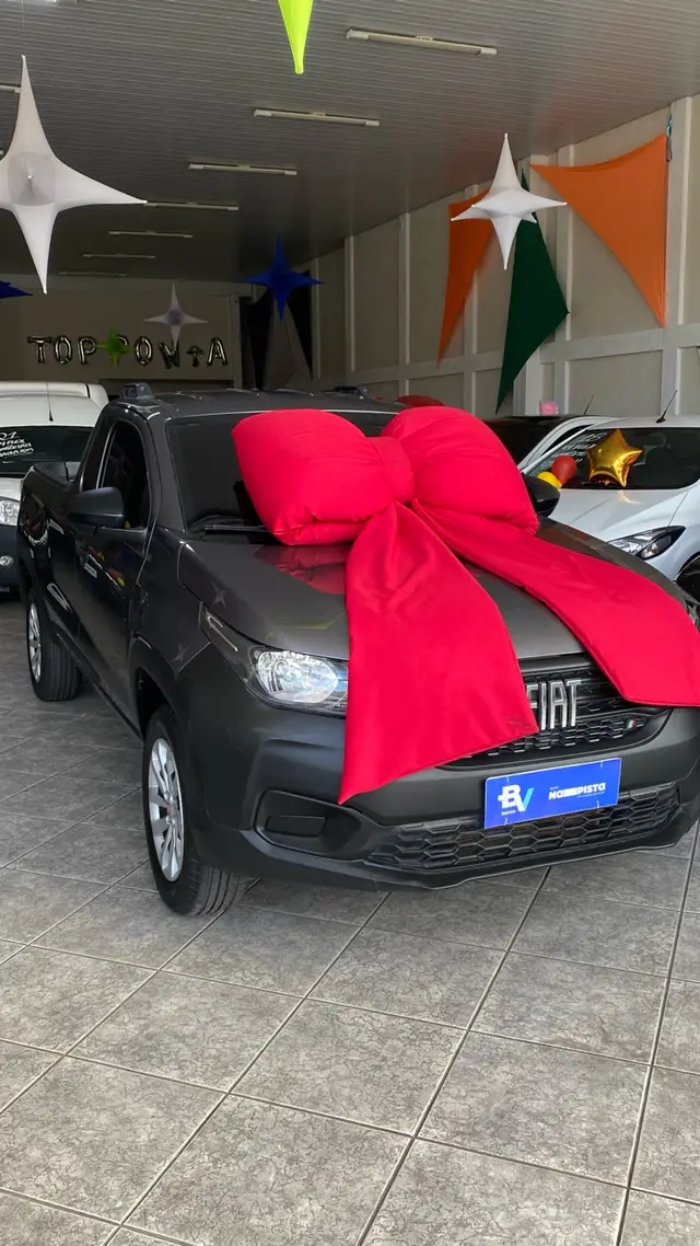 Carro Fiat Strada 2023 Endurance 1.4 Cabine Plus (Flex)