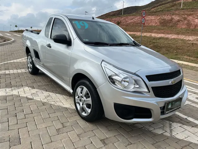 Carro Chevrolet Montana 2019 LS 1.4 (Flex)