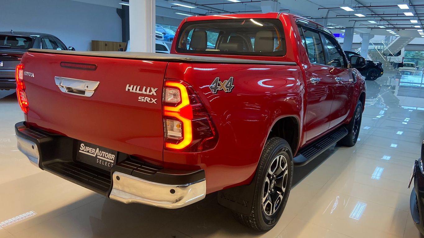 Hilux Cabine Dupla SRX 2.8 TDI CD 4x4 (Aut)