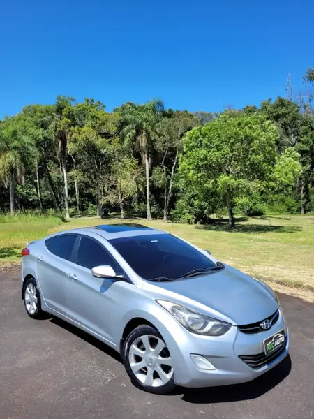 Carro Hyundai Elantra 2012 Sedan 1.8 GLS (aut)