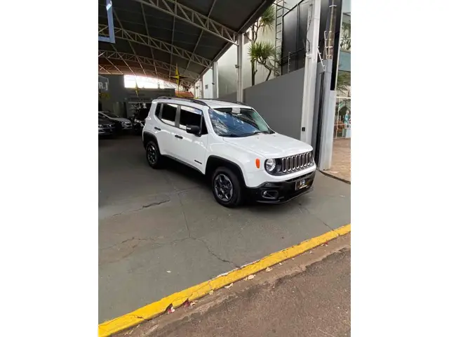Carro Jeep Renegade 2017 Sport 1.8 4x2 (Aut) (Flex)