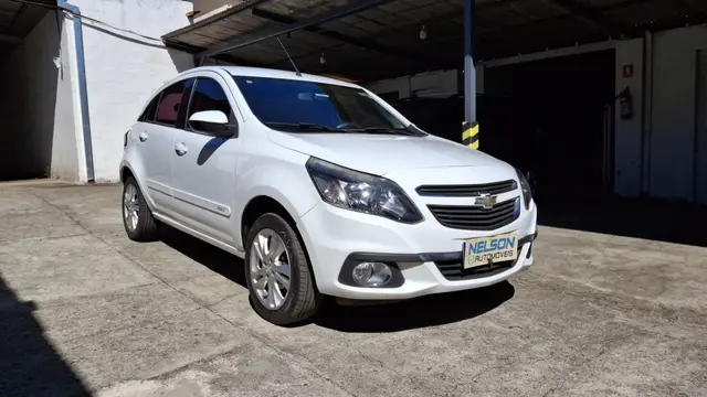 Carro Chevrolet Agile 2014 LTZ 1.4 8V (Flex)