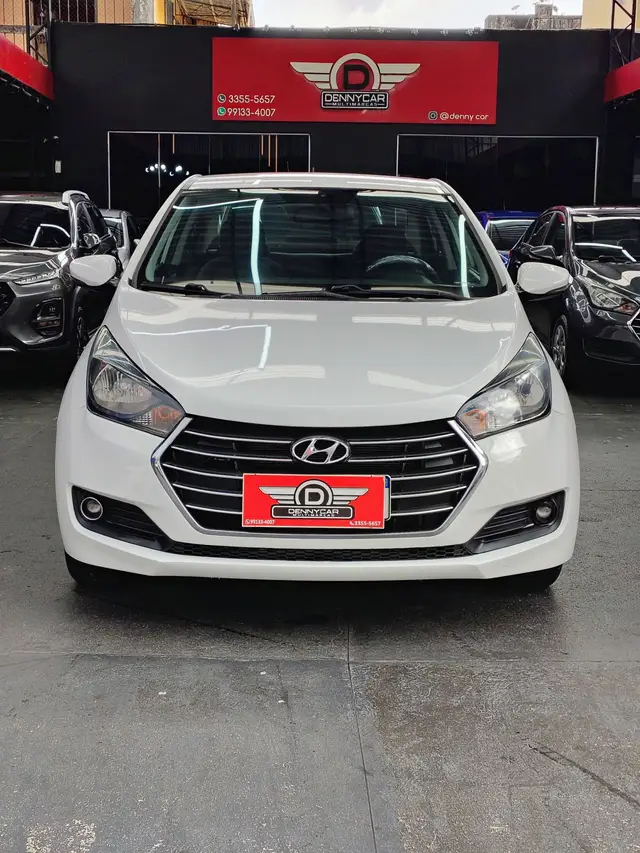Carro Hyundai HB20S 2017 1.6 Comfort Plus (Flex)