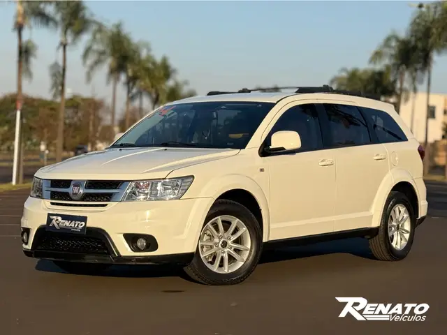 Carro Fiat Freemont 2014 2.4 16V Precision (Aut)