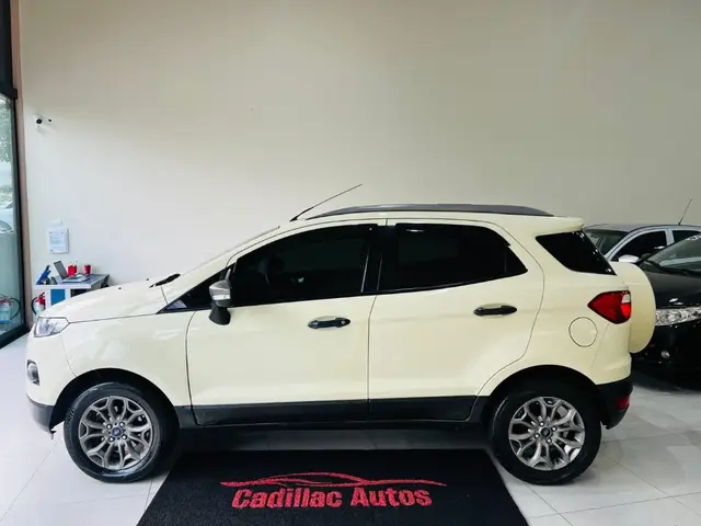 Carro Ford EcoSport 2015 Ecosport Freestyle 1.6 16V (Flex)
