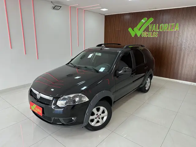 Carro Fiat Palio Weekend 2013 Trekking 1.6 16V (Flex)