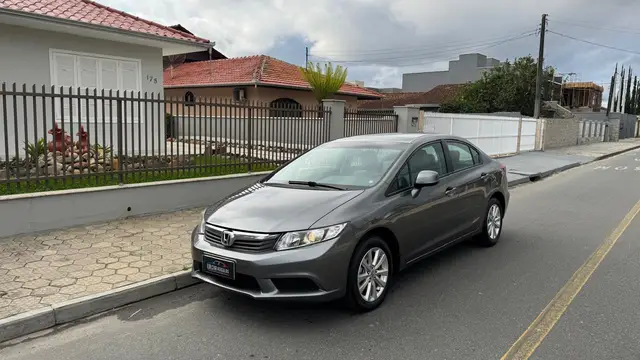 Carro Honda Civic 2014 New  LXS 1.8 16V i-VTEC (Aut) (Flex)
