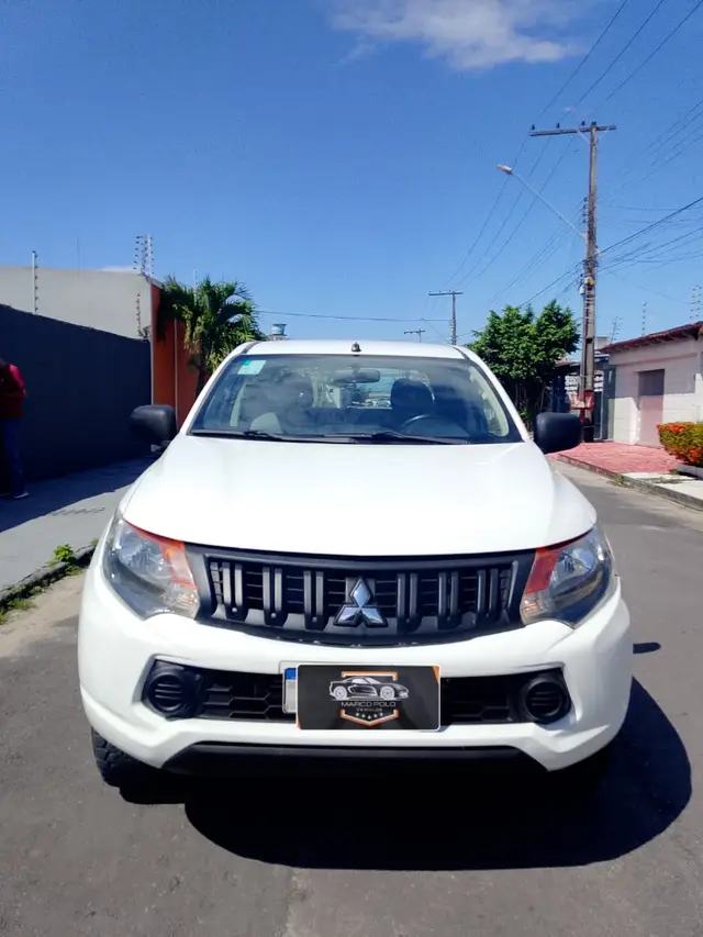 Carro Mitsubishi L200 Triton Sport 2020 Sport 2.4 GLX 4WD