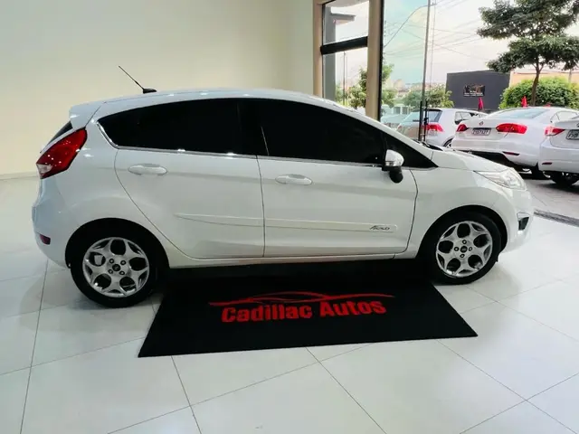 Carro Ford Focus Hatch 2012 GLX 1.6 16V (Flex)