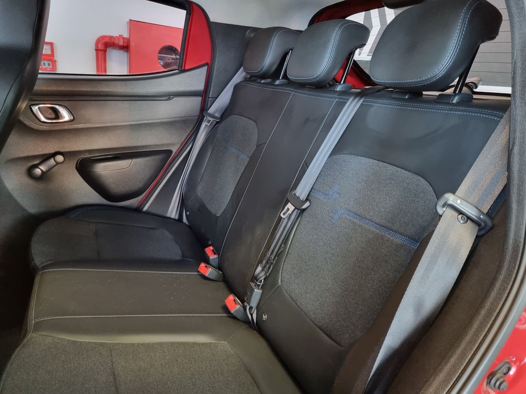 Kwid Intense 1.0 12v SCe (Flex)