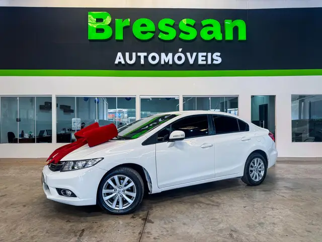 Carro Honda Civic 2014 New  LXR 2.0 i-VTEC (Aut) (Flex)
