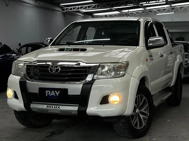 Carro Toyota Hilux Cabine Dupla 2013 Hilux 3.0 TDI 4x4 CD STD