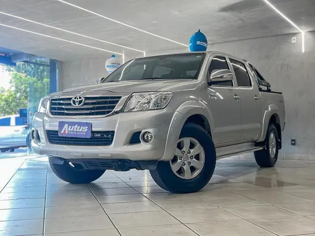 Carro Toyota Hilux Cabine Dupla 2014 Hilux 2.7 SRV CD 4x4 (Flex) (Aut)