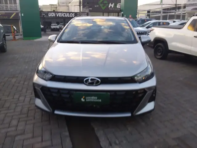 Carro Hyundai HB20S 2023 Copa do Mundo 1.0 Turbo AT (Flex)