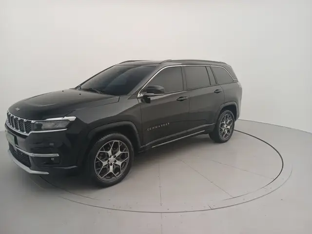 Carro Jeep Commander 2023 Overland 1.3 T270