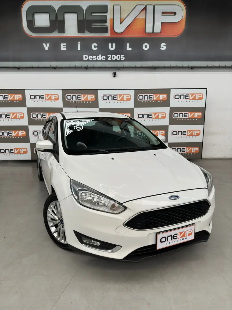 Ford Focus Sedan SE 2.0 PowerShift
