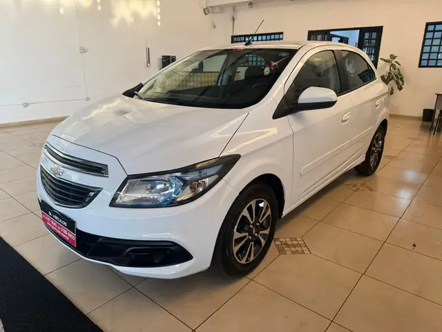 Carro Chevrolet Onix 2015 1.4 LTZ SPE/4