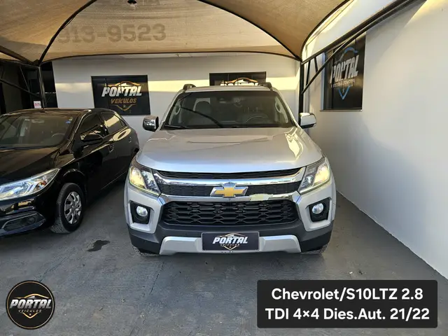 Carro Chevrolet S10 Cabine Dupla 2022 S10 2.8 CTDI LTZ 4WD (Cabine Dupla) (Aut)
