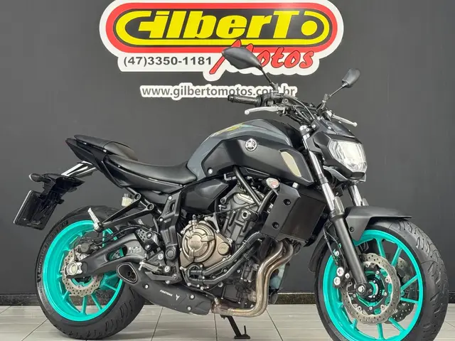 Moto Yamaha MT-07 2024 ABS