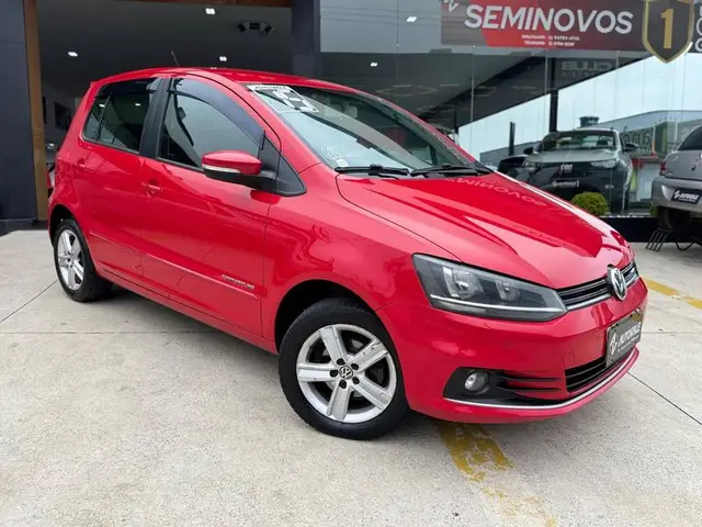 Carro Volkswagen Fox 2015 Comfortline I-Motion 1.6 MSI (Flex)