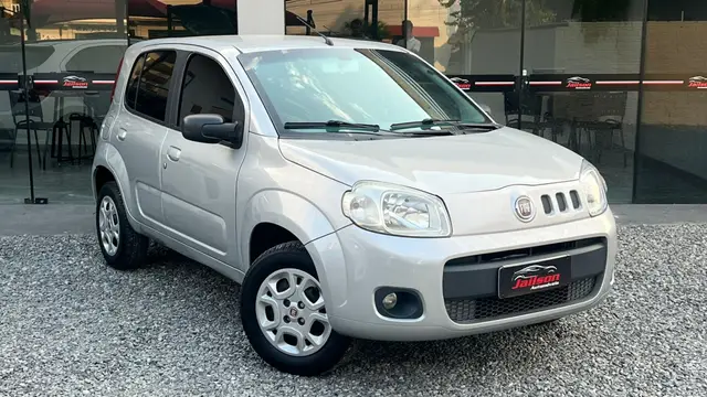 Carro Fiat Uno 2011 Vivace 1.0 8V (Flex) 4p