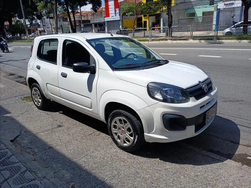 Fiat Uno Attractive 1.0