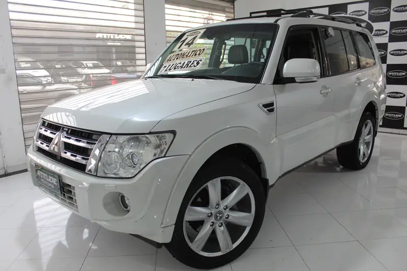 Mitsubishi Pajero Full 3.2 DI-D 3D HPE 4WD
