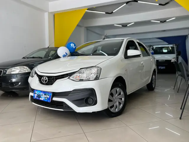 Carro Toyota Etios Sedan 2018 X 1.5 (Aut) (Flex)