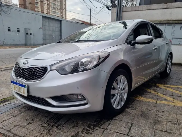 Carro Kia Cerato 2014 SX 1.6 (Aut) (Flex)