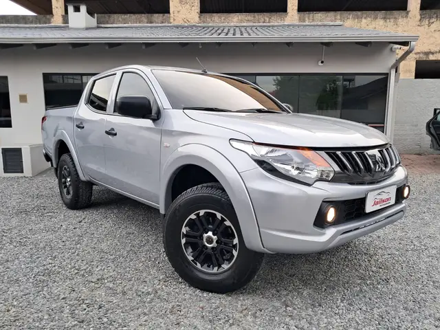 Carro Mitsubishi L200 Triton Sport 2023 GLS 2.4