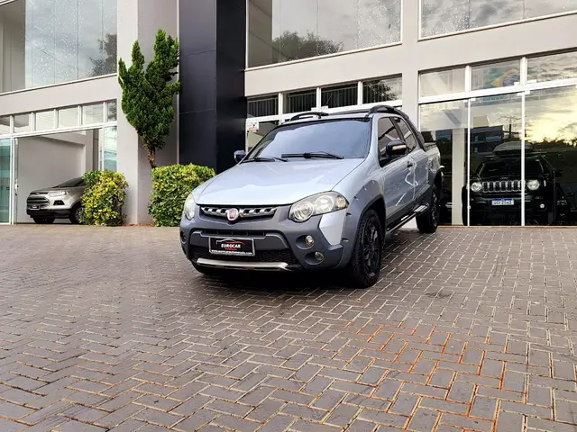 Carro Fiat Strada 2013 Adventure 1.8 16V (Flex) (Cabine Dupla)