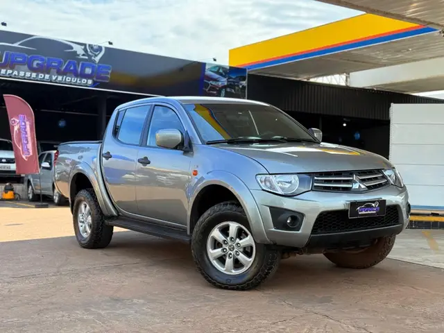 Carro Mitsubishi L200 Triton Sport 2015 2.4 HLS (Flex)