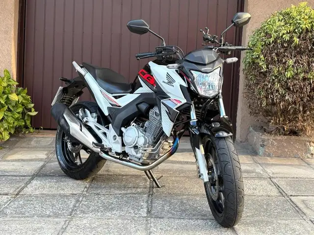 Moto Honda CB 250F Twister 2019 Standard