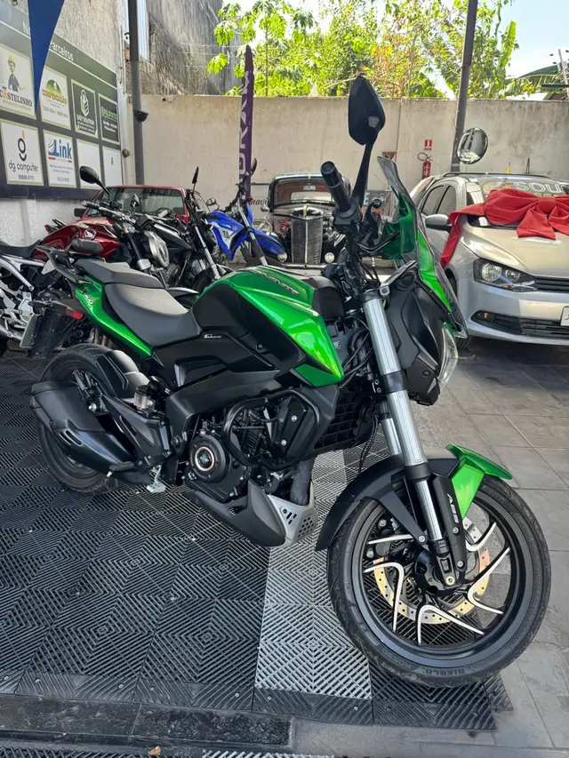 Moto Bajaj Dominar 400 2024 DOMINAR 400