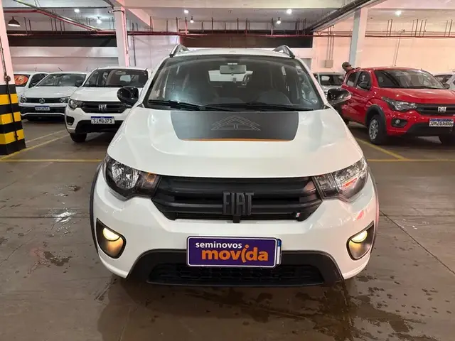 Carro Fiat Mobi 2024 Trekking 1.0
