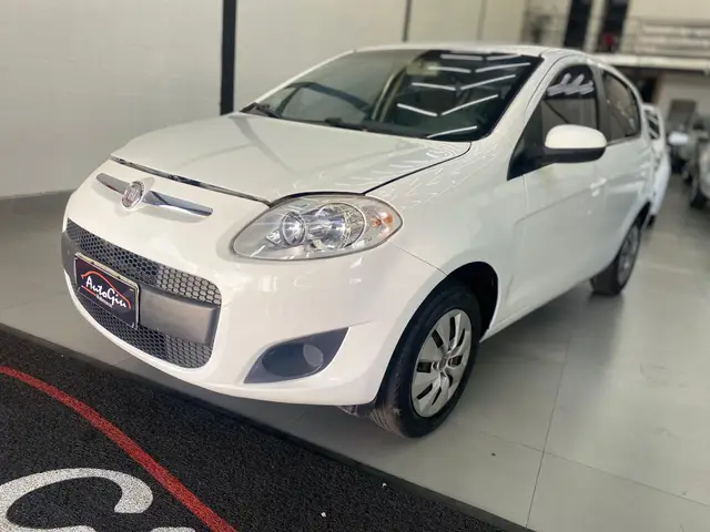 Carro Fiat Palio 2013 Attractive 1.0 8V (Flex)