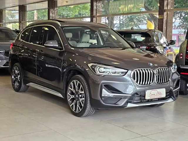 Carro BMW X1 2022 sDrive20i X-Line Plus 2.0 Turbo (Aut.)