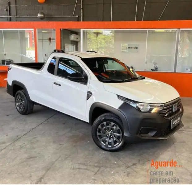 Carro Fiat Strada 2023 Endurance 1.4 Cabine Plus (Flex)