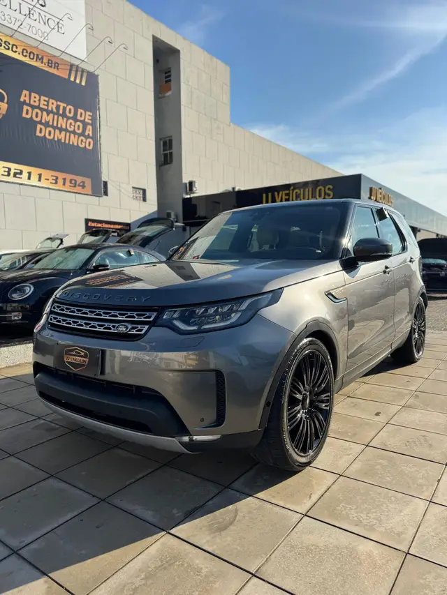 Carro Land Rover Discovery 2019 SE 3.0 V6 4x4 TD6  Diesel Aut.