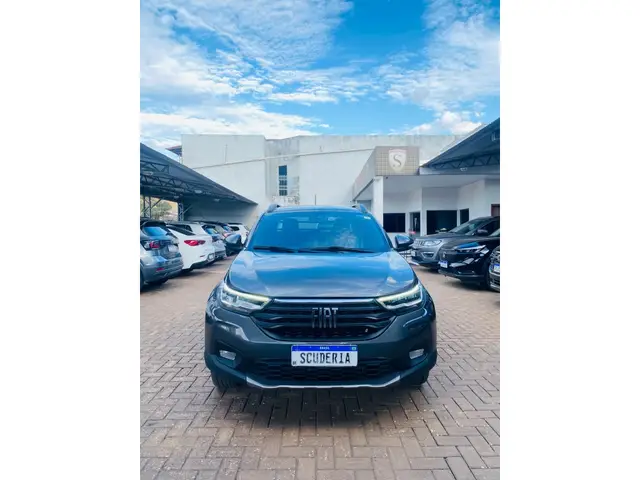 Carro Fiat Strada 2023 Volcano 1.3 CD (Flex)