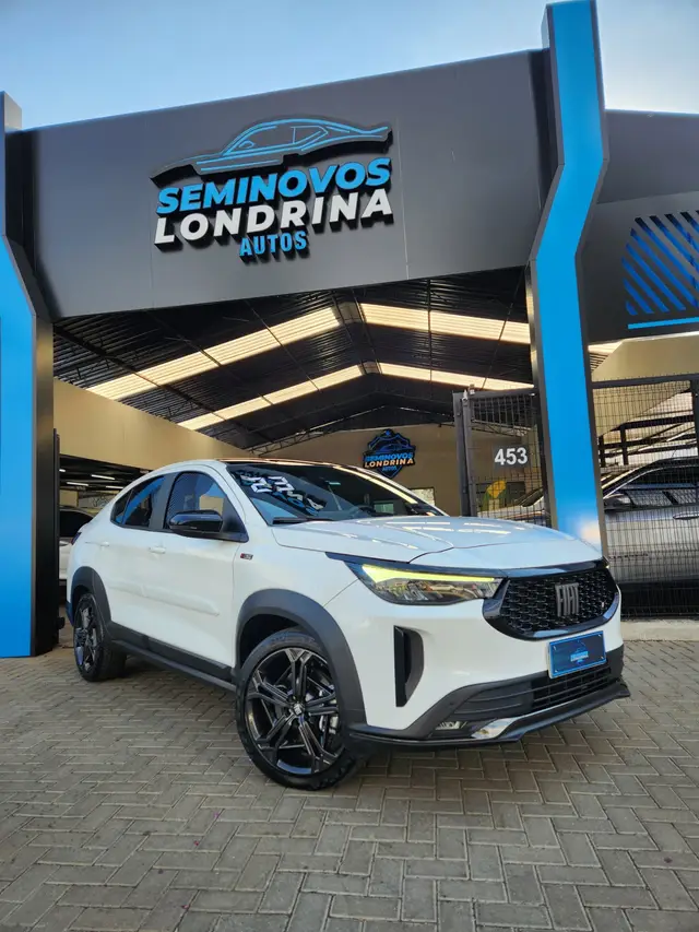 Carro Fiat Fastback 2023 Turbo 270 Limited Edition