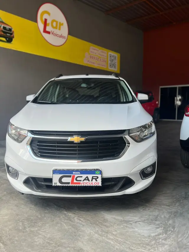 Carro Chevrolet Spin 2023 Premier 1.8 (Aut.)